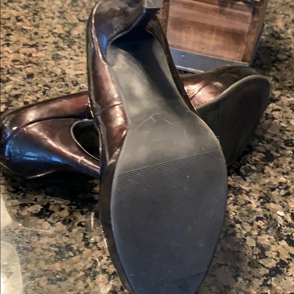 Nine & Co. dark burgundy platform heels 7.5 - Picture 5 of 5